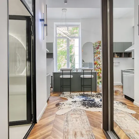 Luxueux Et Fleuri à Toulouse, Capitole *