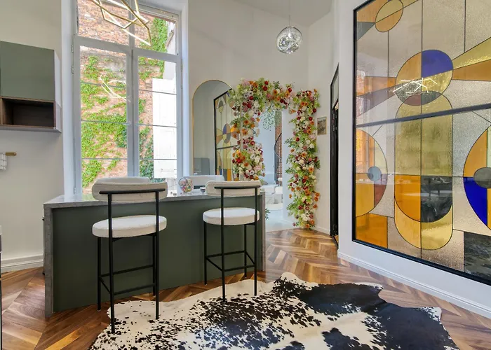 Luxueux Et Fleuri A Toulouse, Capitole Appartement *