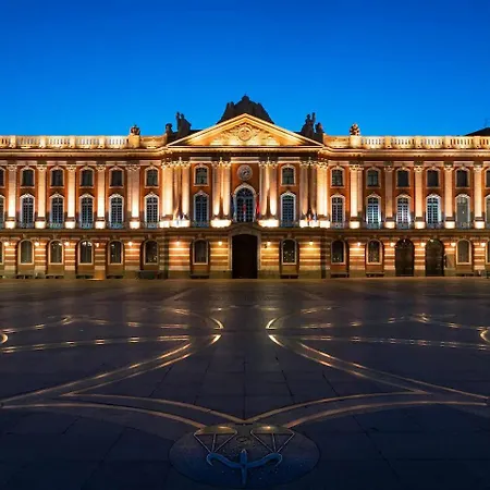 شقة Luxueux Et Fleuri A Toulouse, Capitole
